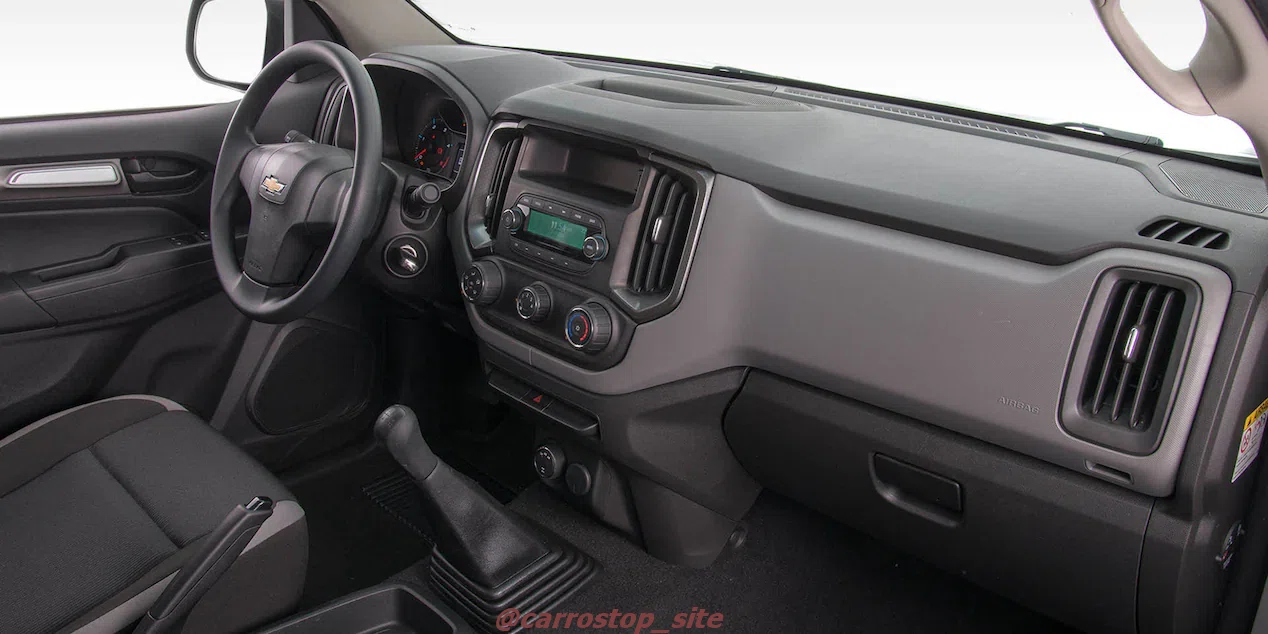 acabamento-chevrolet-s10-cabine-simples Nova Chevrolet S10 2024 - Com toda tecnologia atual, confira sua ficha técnica
