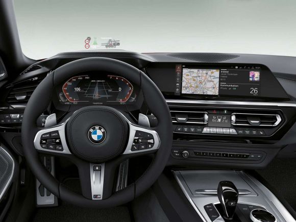 interior-bmw-z4 BMW Z4 - Preço, Ficha Técnica, Fotos